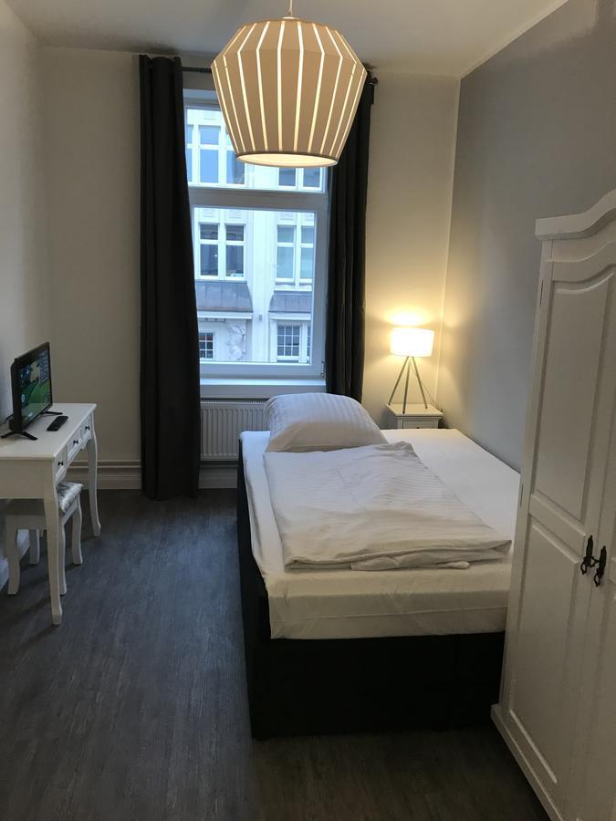 Hotel Fame Am Hauptbahnhof Hamburg Kültér fotó